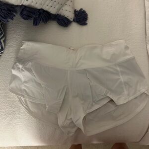 lululemon speed up low rise lined short 2.5” white size 4